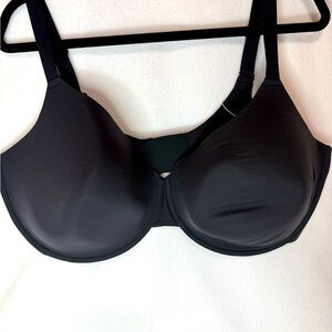 SKIMS Fits Everybody T-Shirt Demi Bra. Onyx. Size 44DDDD (44G).